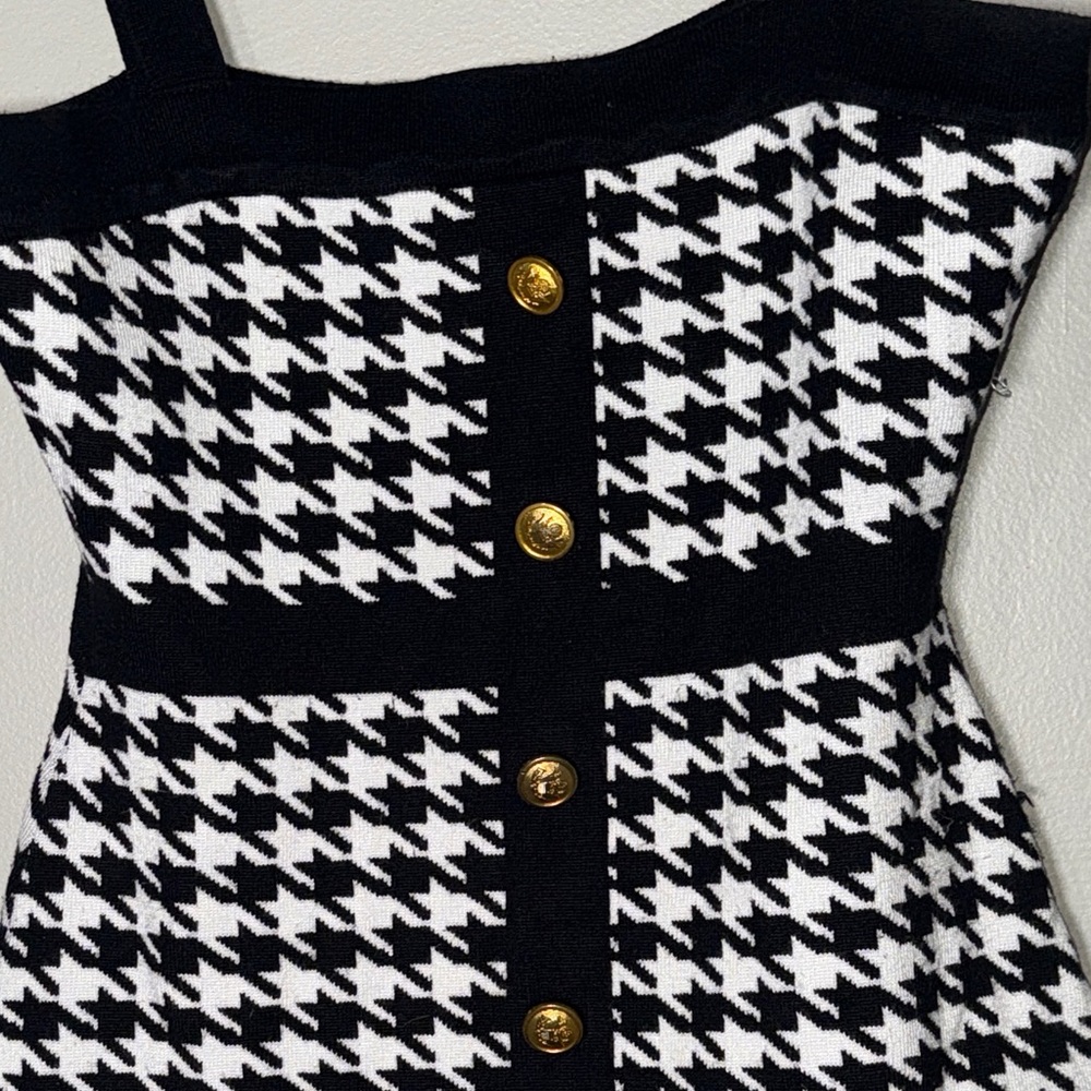 Black and White Houndstooth Dress - Picture 3 of 11